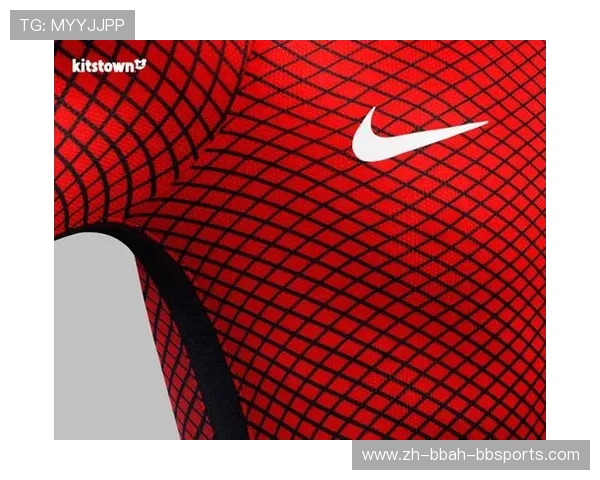 耐克标位置成唯一改动土耳其国家队球衣设计被指缺乏新意 耐克标位置成唯一改动土耳其国家队球衣设计被指缺乏新意